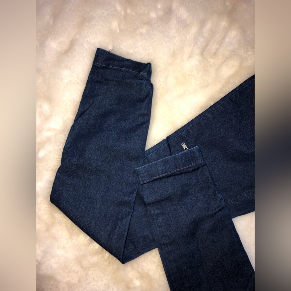 Skinny Jeans - Picture 9 of 9